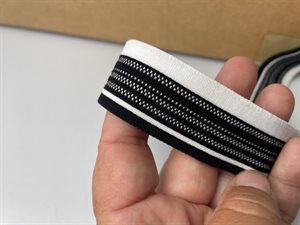 Luksus elastik - offwhite med sorte striber, 30 mm